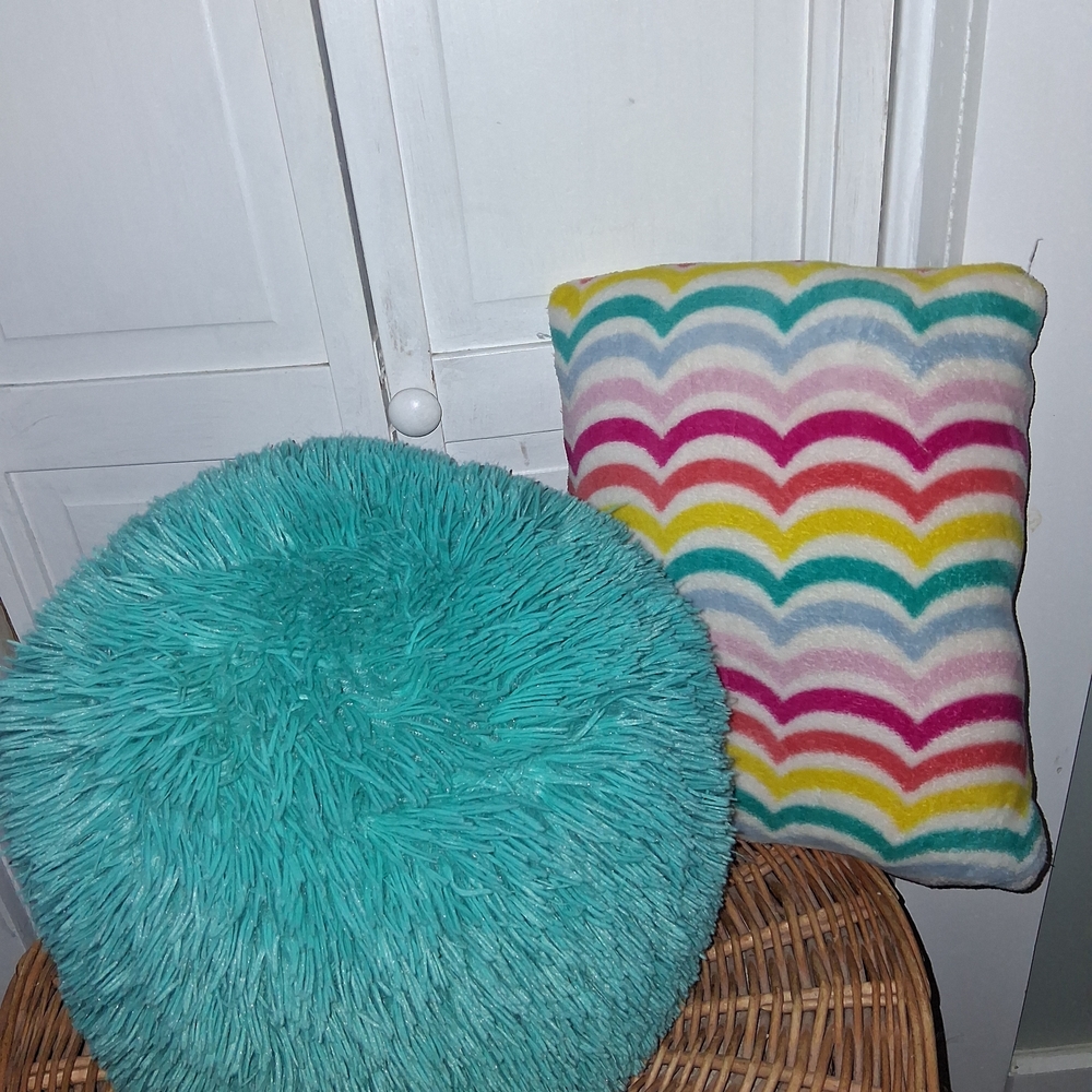 Colorful Chevron and Teal Accent Pillow Set